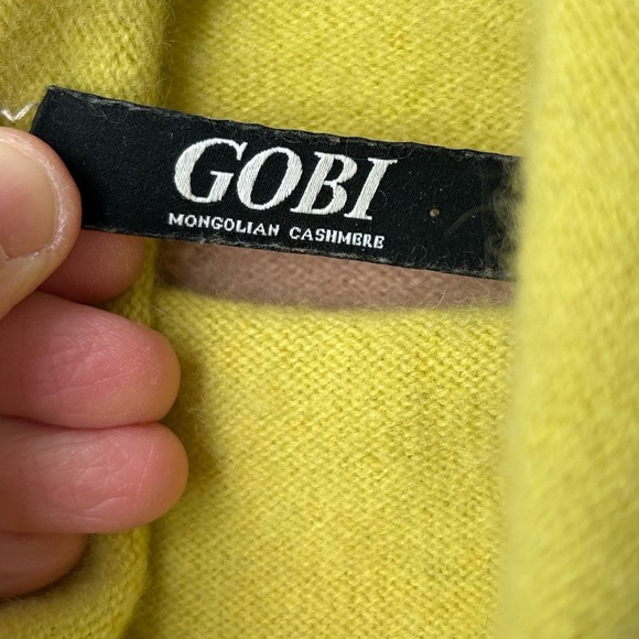 Gobi Cashmere Tan and Green Turtleneck Sweater - Picture 4 of 13